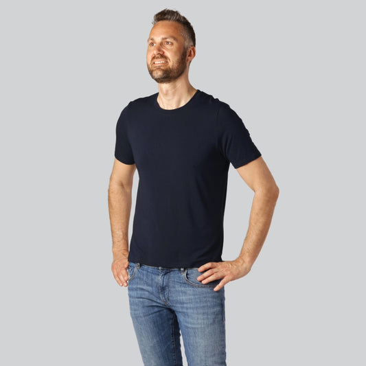 Marinblå bambu-t-shirt med o-ringning för män