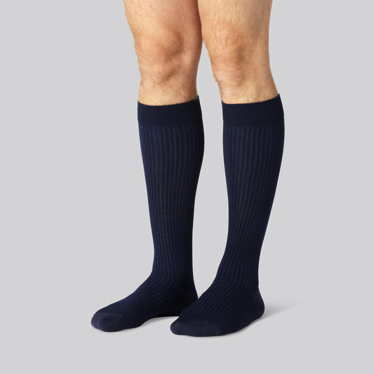 Marinblå kompressionsstrumpor i bambu för män