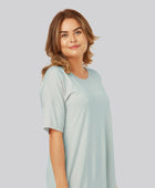 Nattlinne i ljusblått bambu för kvinnor