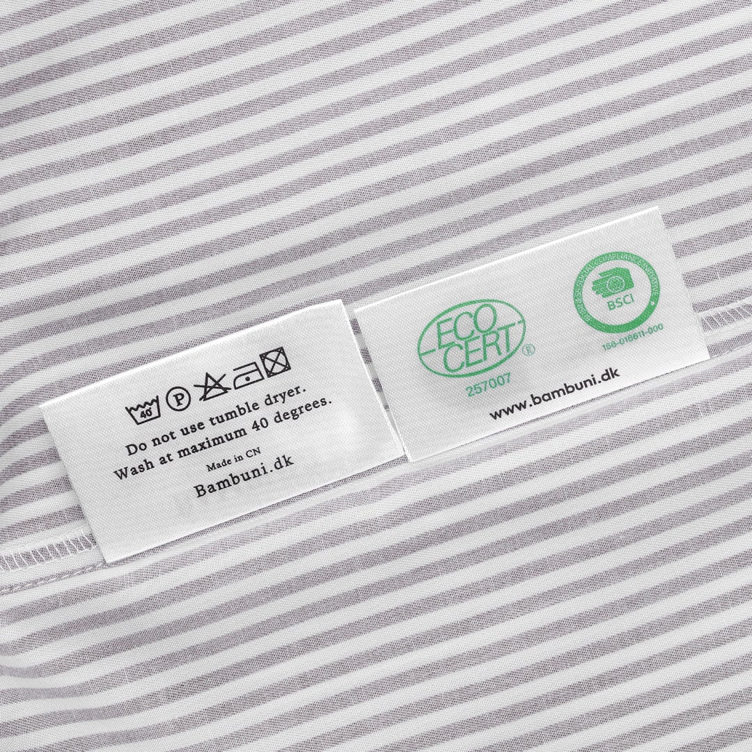 Bambusängkläder vit/brunrandiga