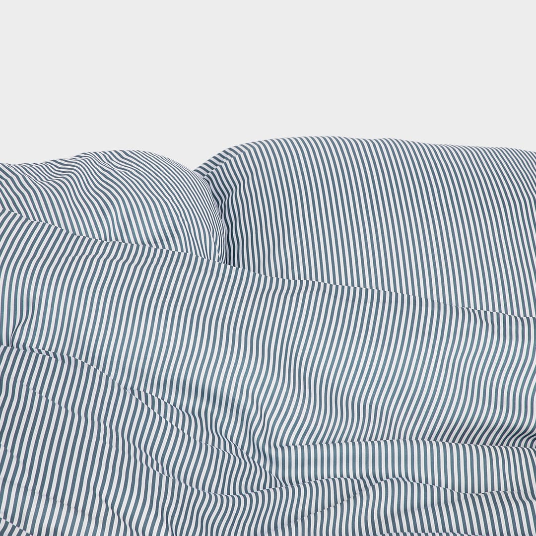 Bambusängkläder vit/gråblå randig