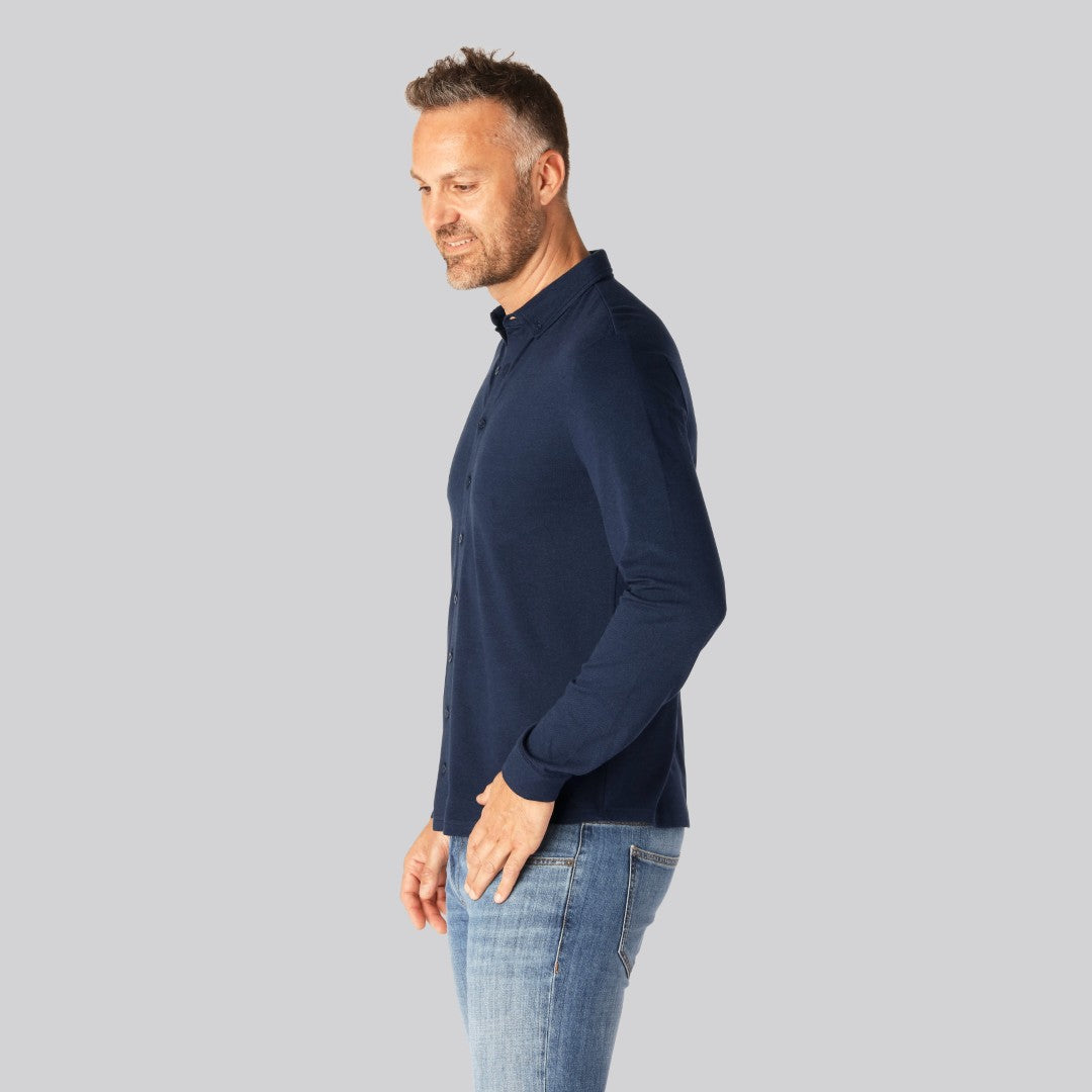 Marinblå herrpikétröja i bambu