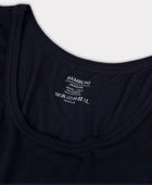 Marinblått herrundertröja i smal passform i bambu