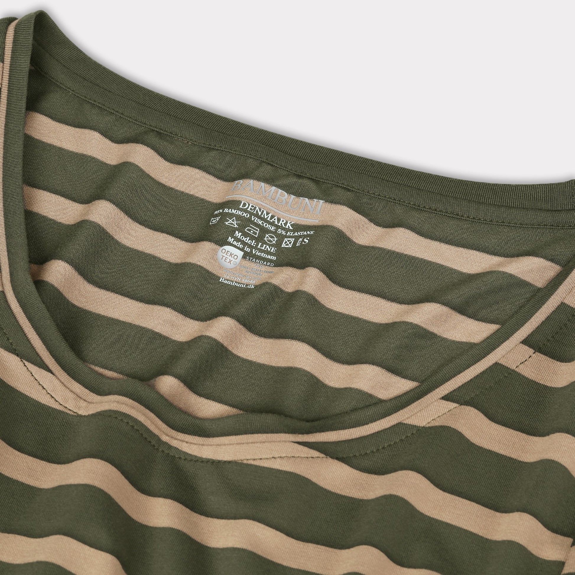 Randig långärmad klänning med bambumotiv i olivgrönt/beige för kvinnor