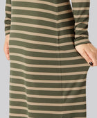 Randig långärmad klänning med bambumotiv i olivgrönt/beige för kvinnor