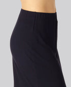 Marinblå ribbad kjol i bambu för kvinnor