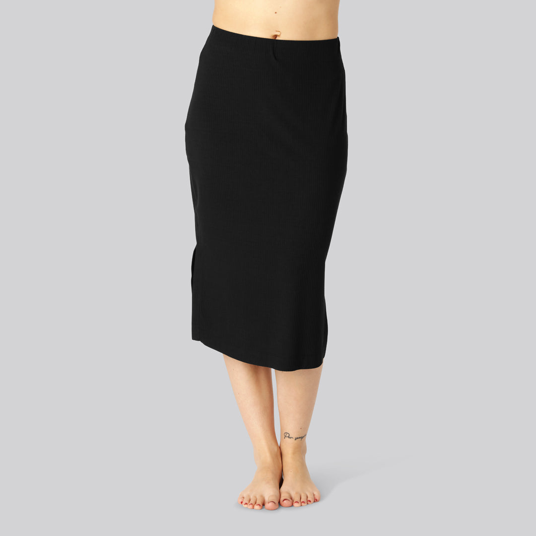 Svart ribbad kjol i bambu för kvinnor