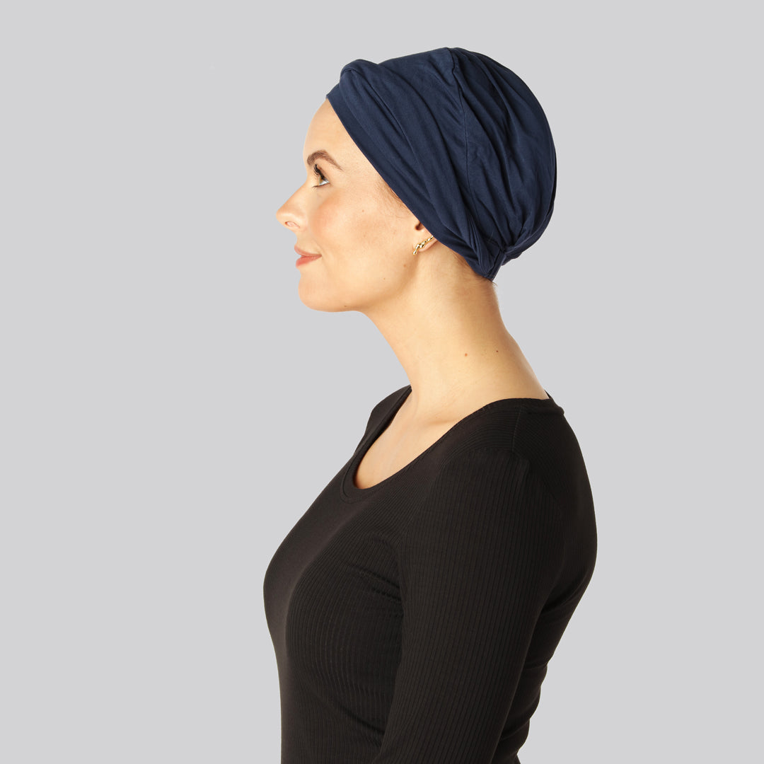 Marinblå tvinnad turban i bambu för damer