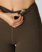 Bruna bambu fitnessshorts för damer