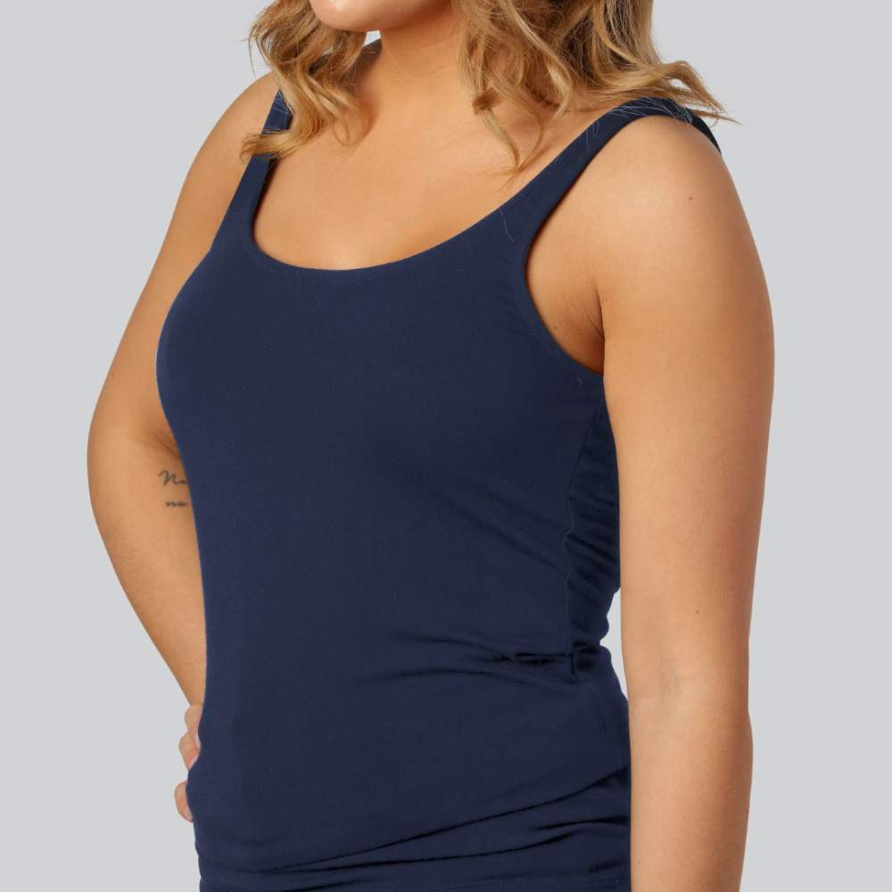 Marinblå damtopp i bambu med breda axelband