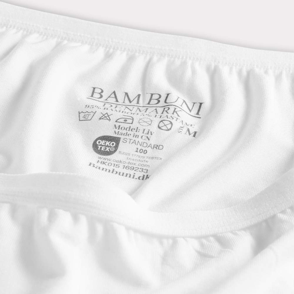 Bambu hotpants i vitt