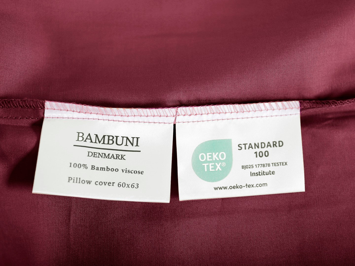 Örngott i bambu i vinrött