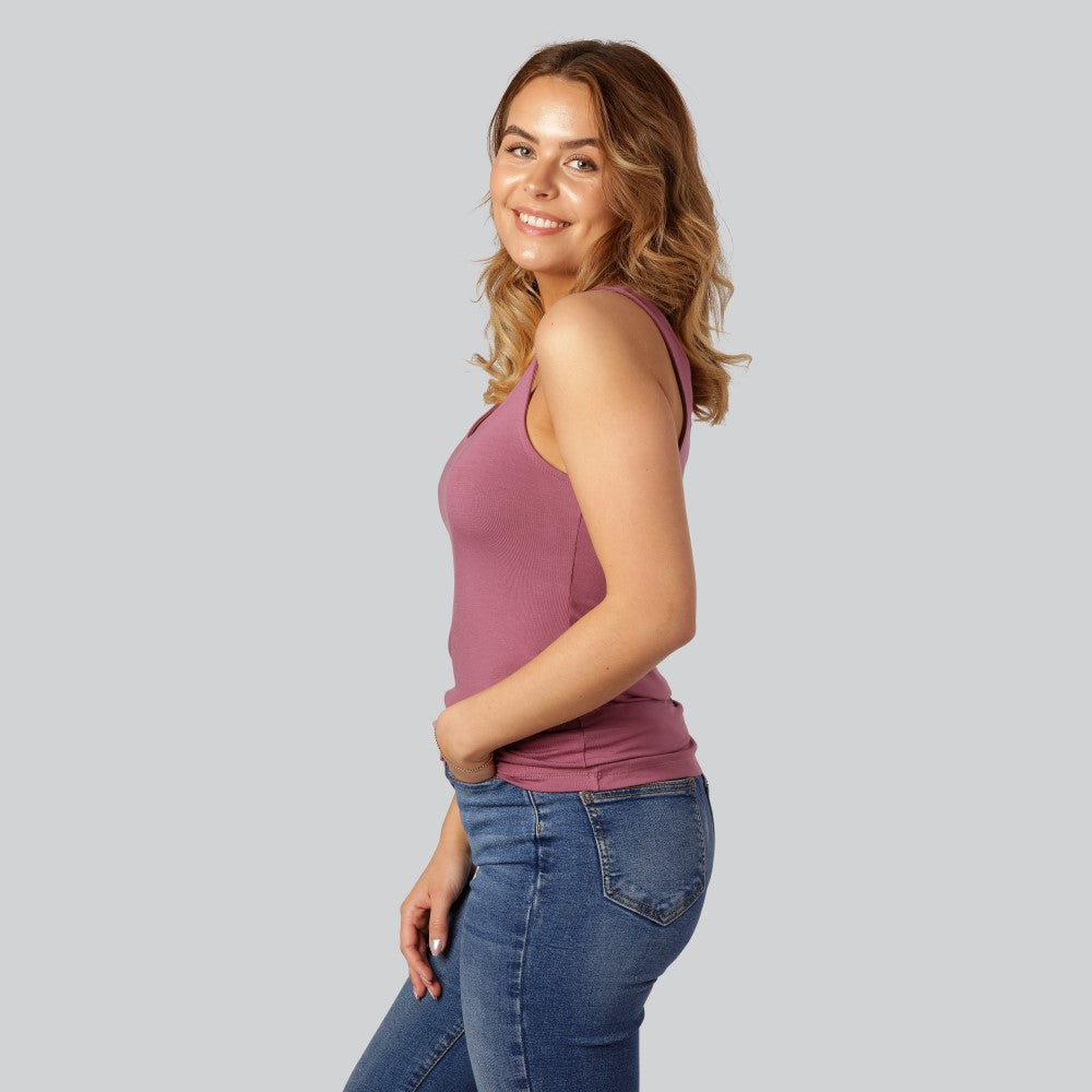 Damtopp i bambu i dusty rose med breda axelband