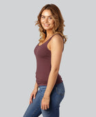 Damtopp i bordeauxröd bambu med breda axelband