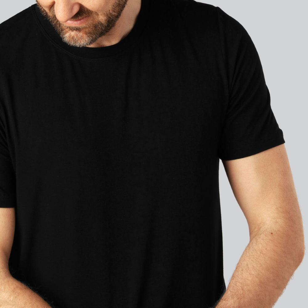 Svart bambu-t-shirt med O-ringning för män