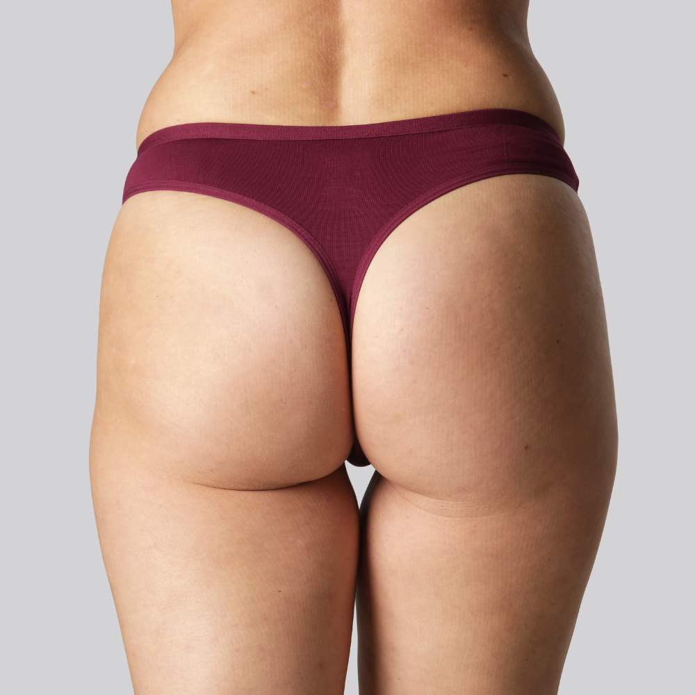 Bambu-stringtrosor i vinrött