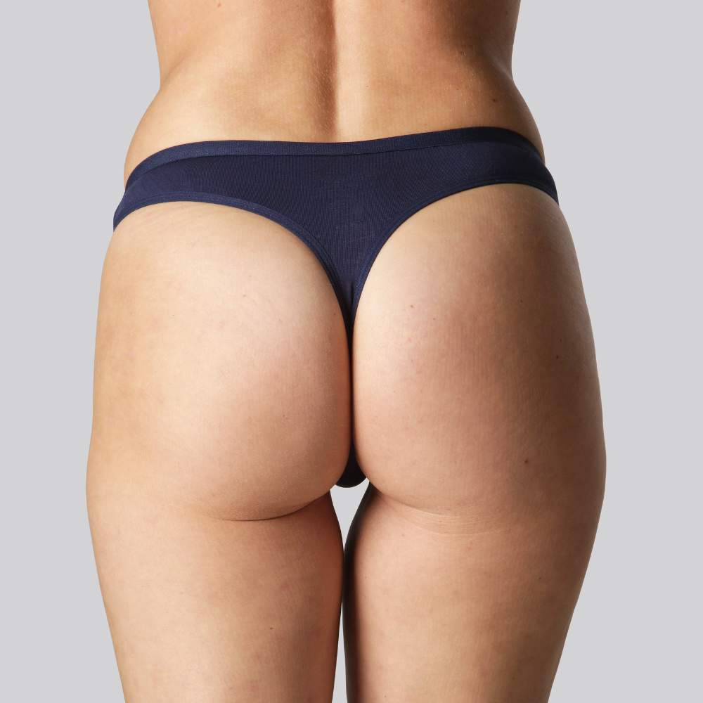 Marinblå bambu-thong