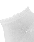 Vita ankelstrumpor i bambu med vågiga ribbade kanter för kvinnor