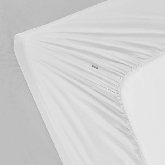 Bambu-draktlakan i vitt