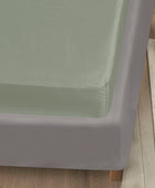 Dra-på-lakan i bambu i olivgrönt