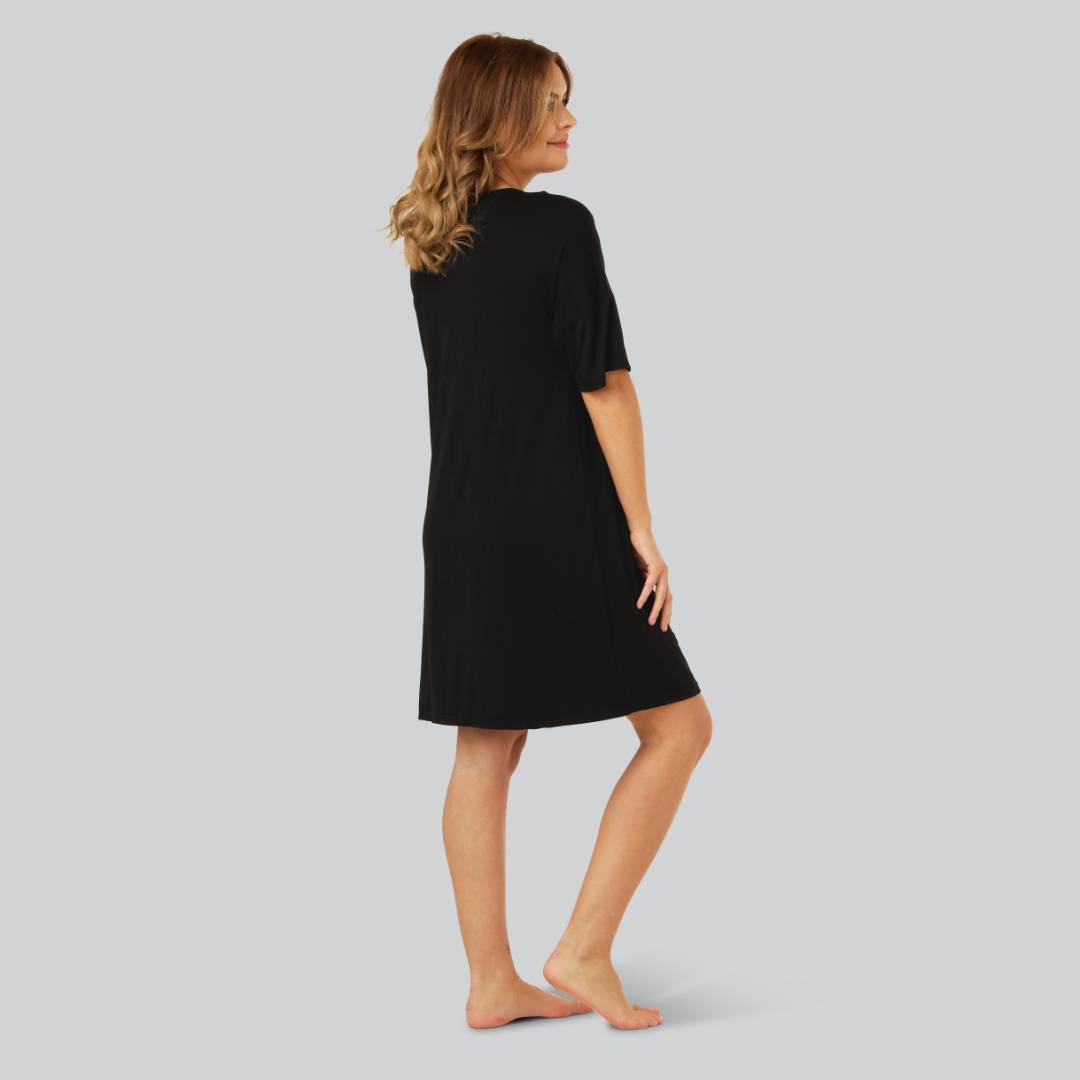 Svart nattlinne i bambu för kvinnor