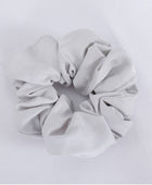 Bambu scrunchie i ljusgrått