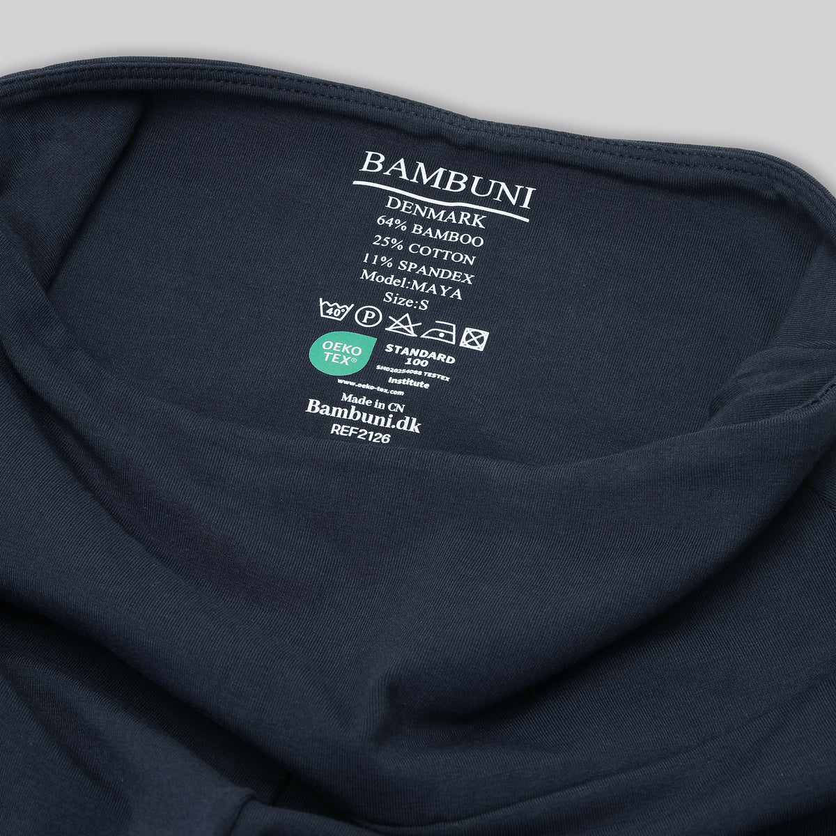 Bambus fitness pants i navy til damer carelabel