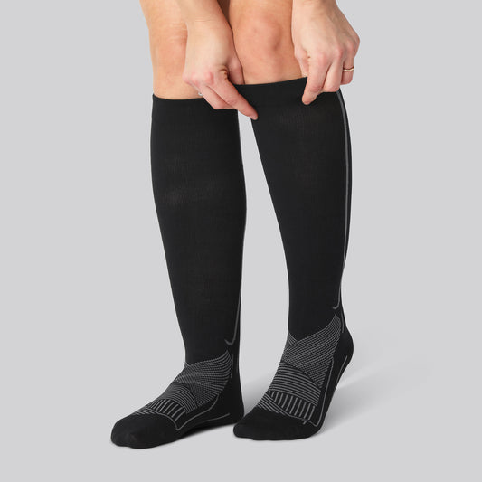 Svarta kompressionsstrumpor i bambu för kvinnor