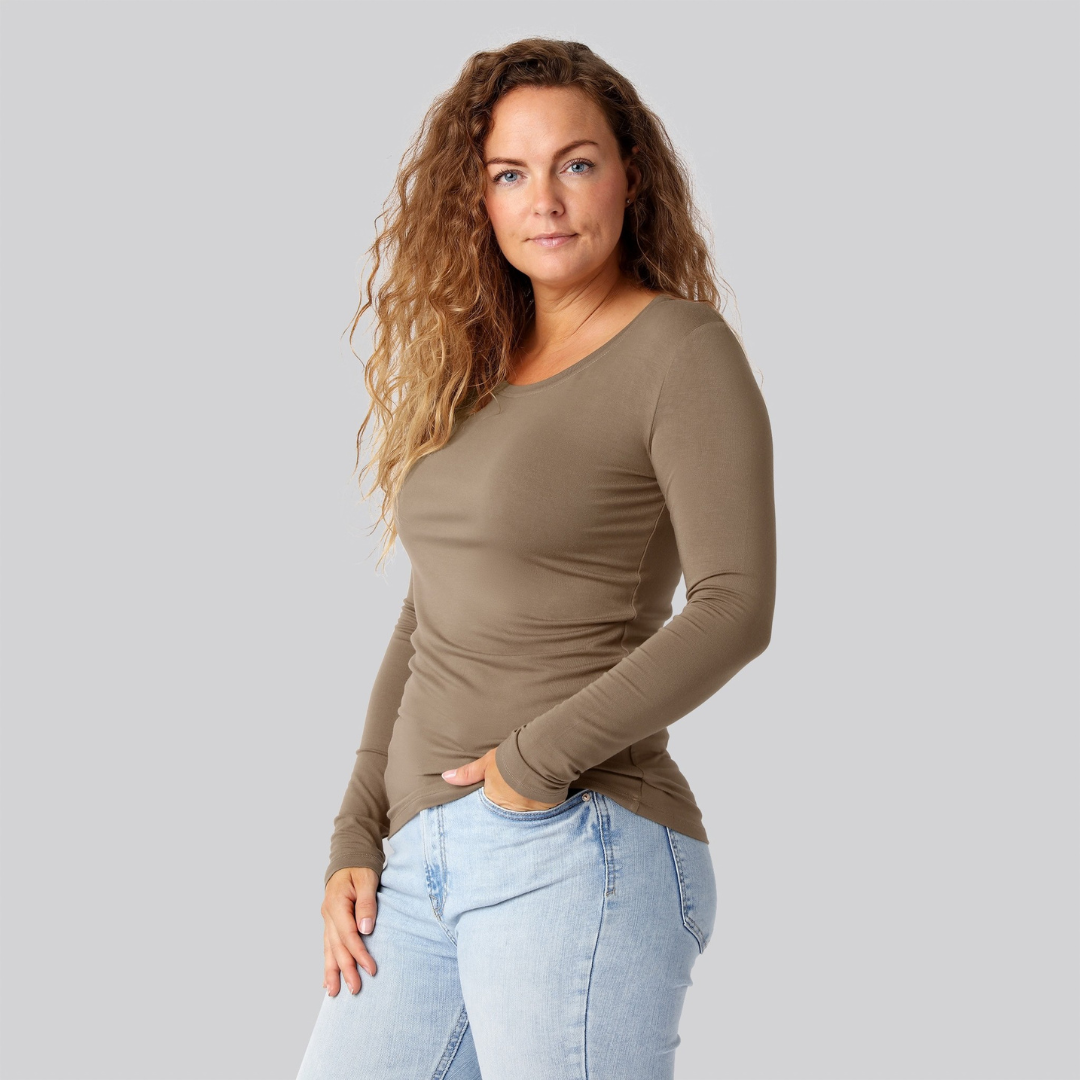 Bambus langærmet t-shirt i sand damer