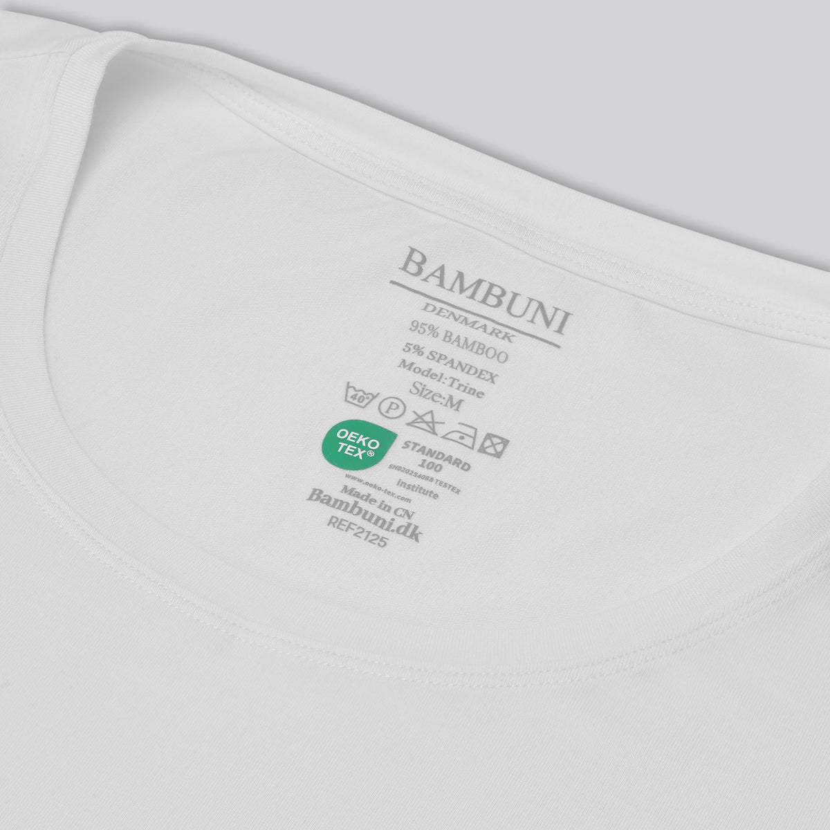Bambus oversize t-shirt i hvid til damer carelabel