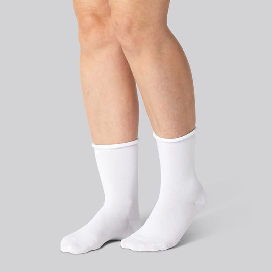 Vita bambusockor med rullad kant för kvinnor