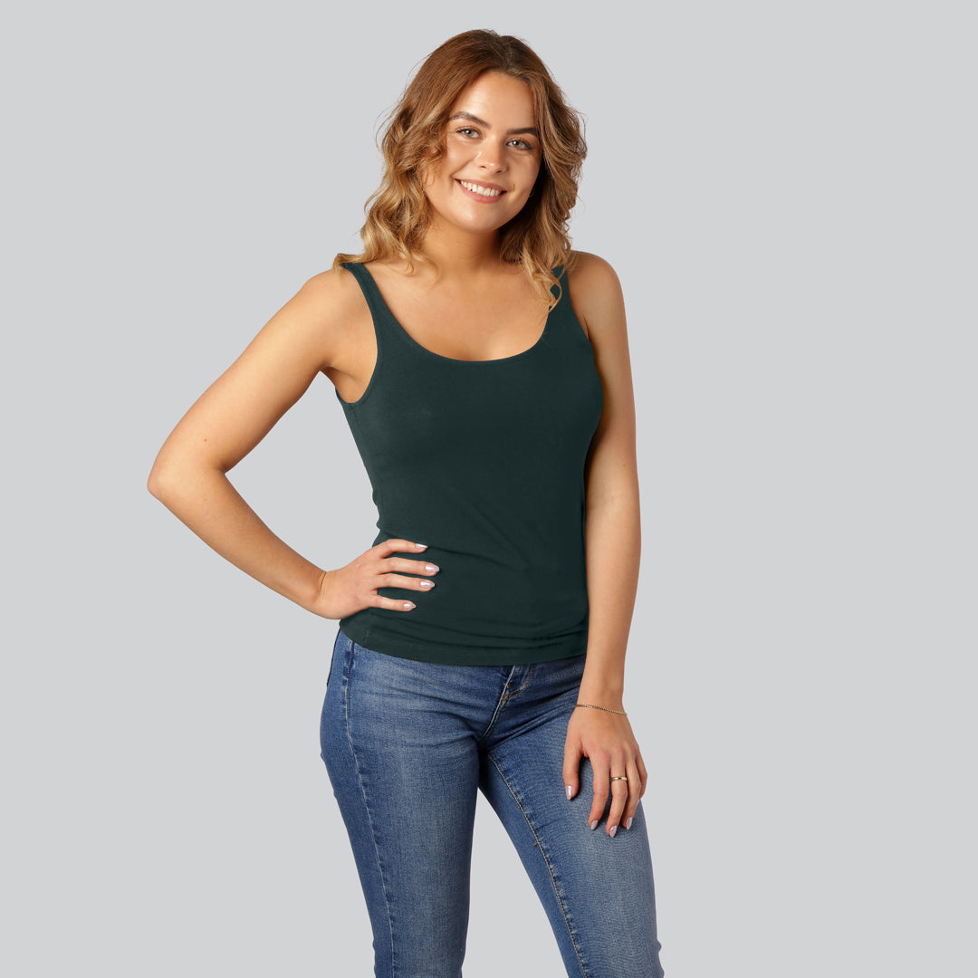 Grönt bambutopp med breda axelband