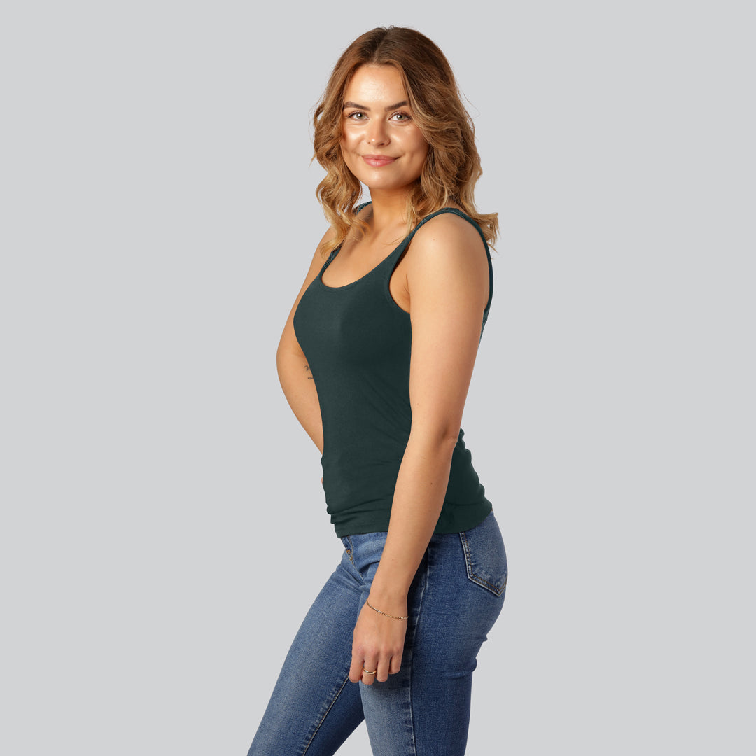 Grönt bambutopp med breda axelband