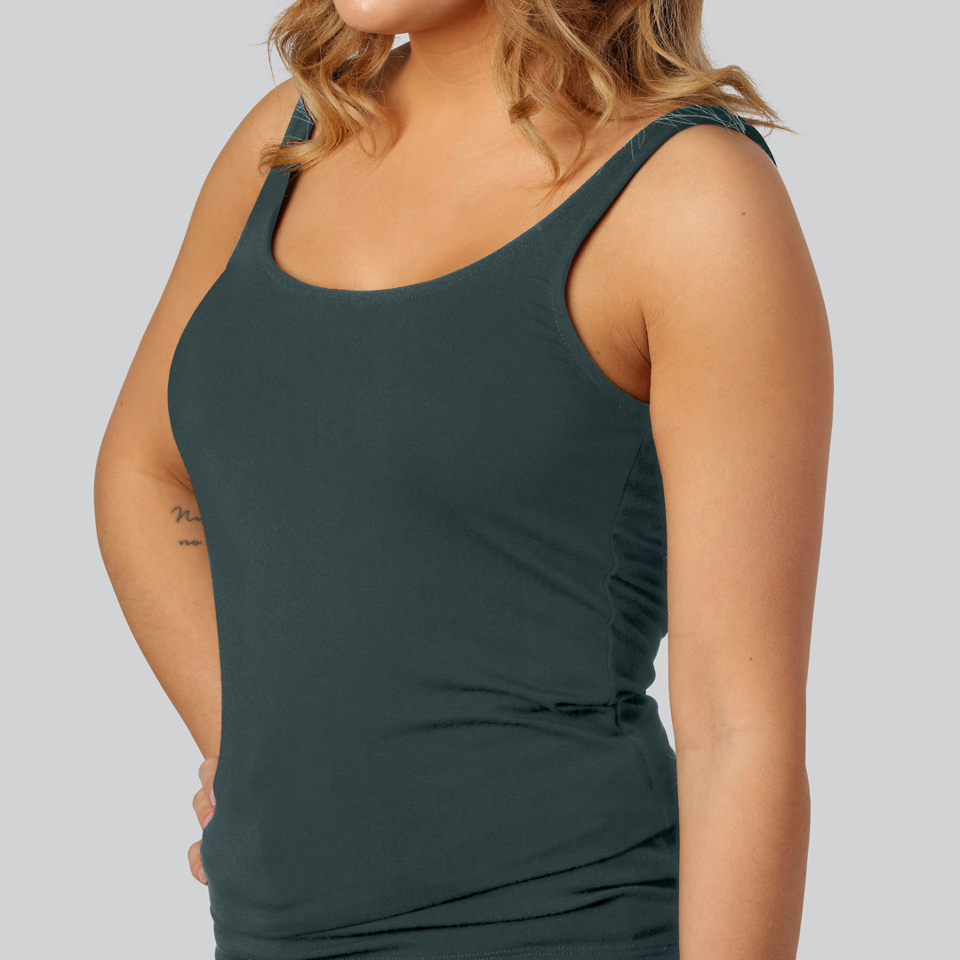 Grönt bambutopp med breda axelband