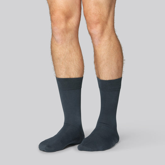 Bambusockor i mörkgrått för män