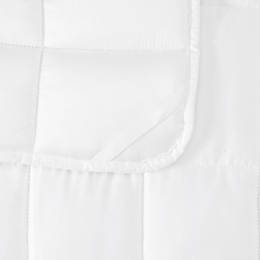 Bambu-täcke i vitt från Bambuni