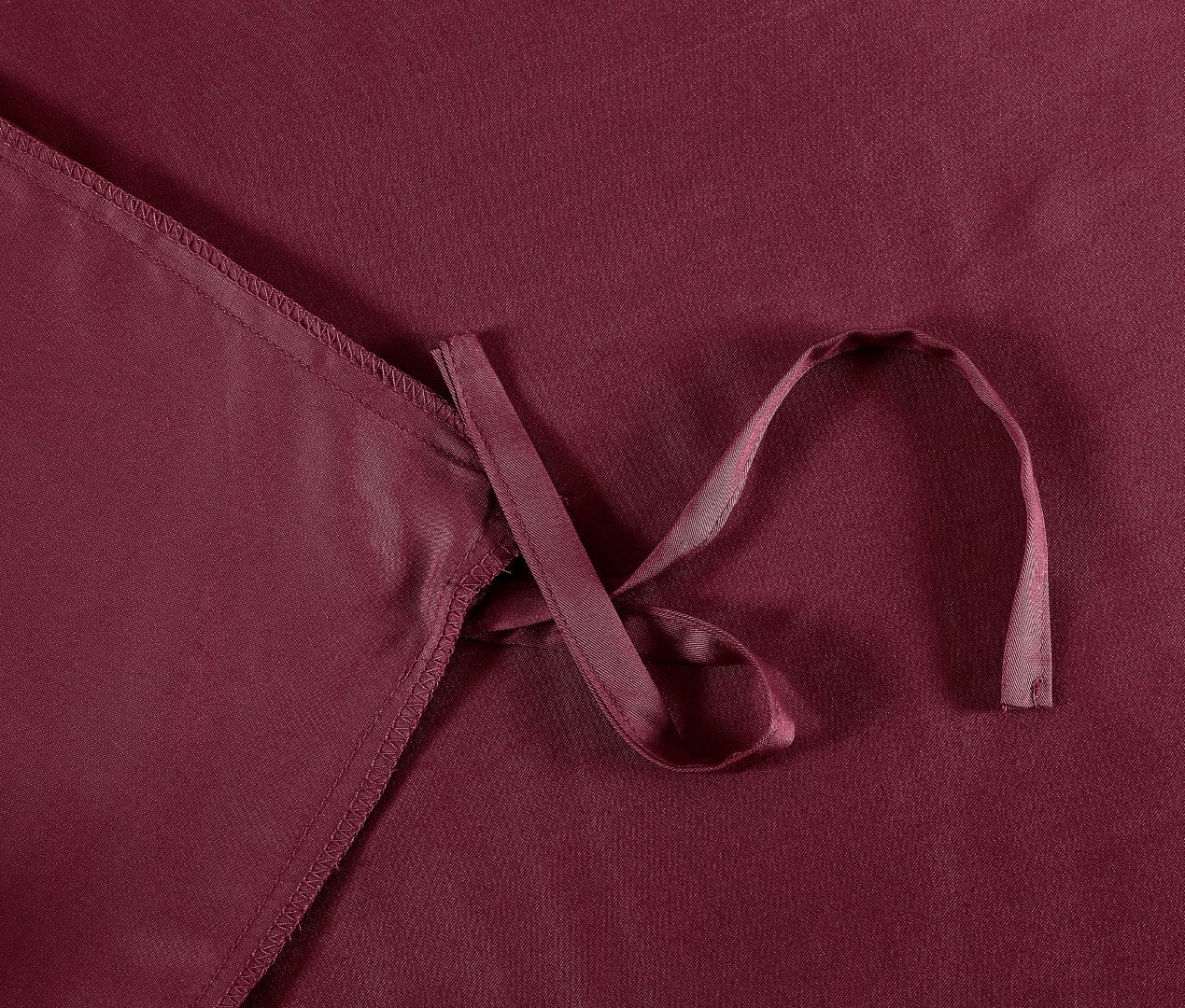 Bambu sängkläder i vinröd från Bambuni