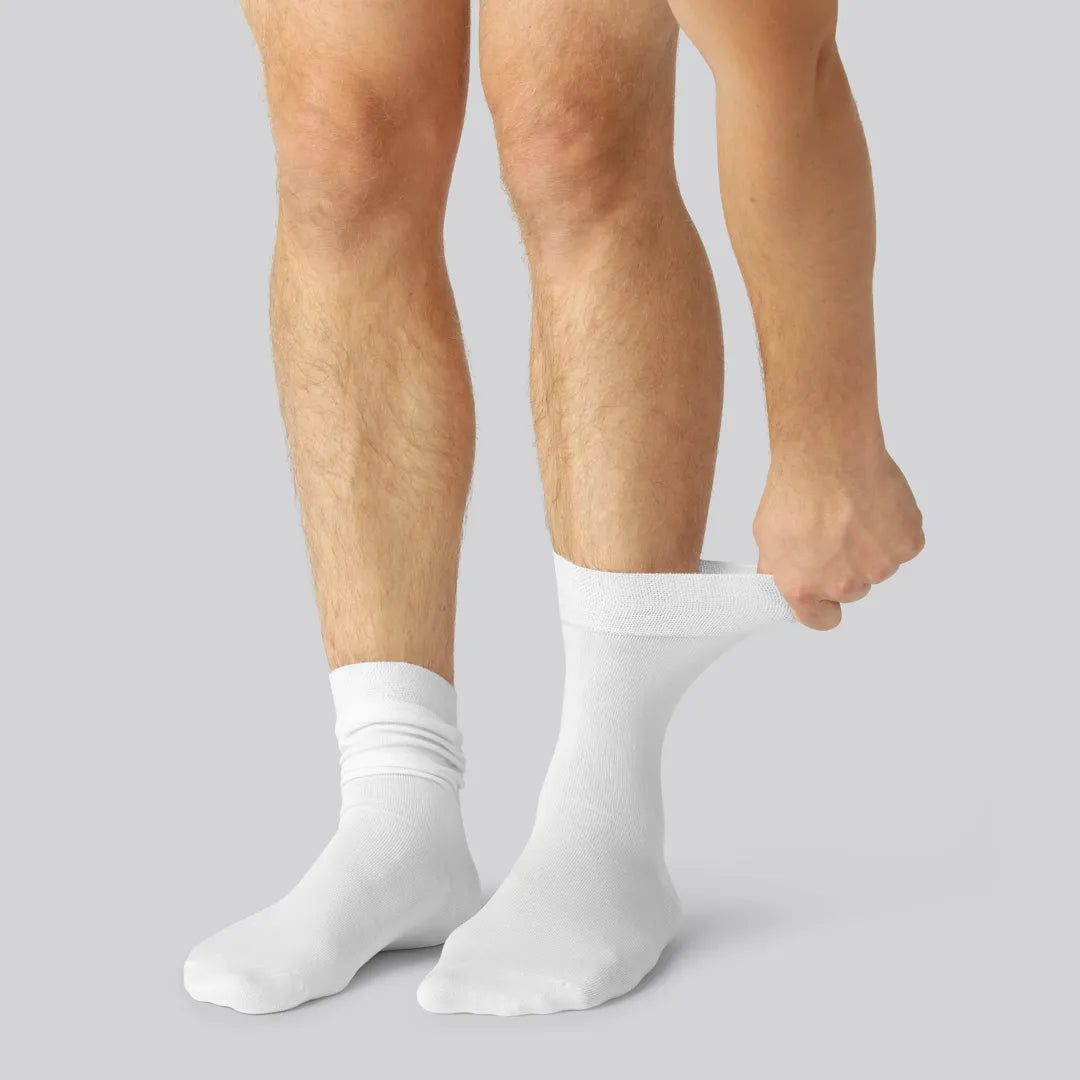Bambusockor i vitt för män