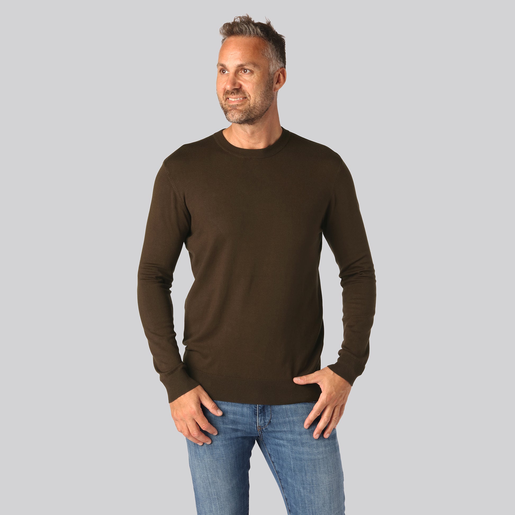 Brun stickad bambu-tröja för män