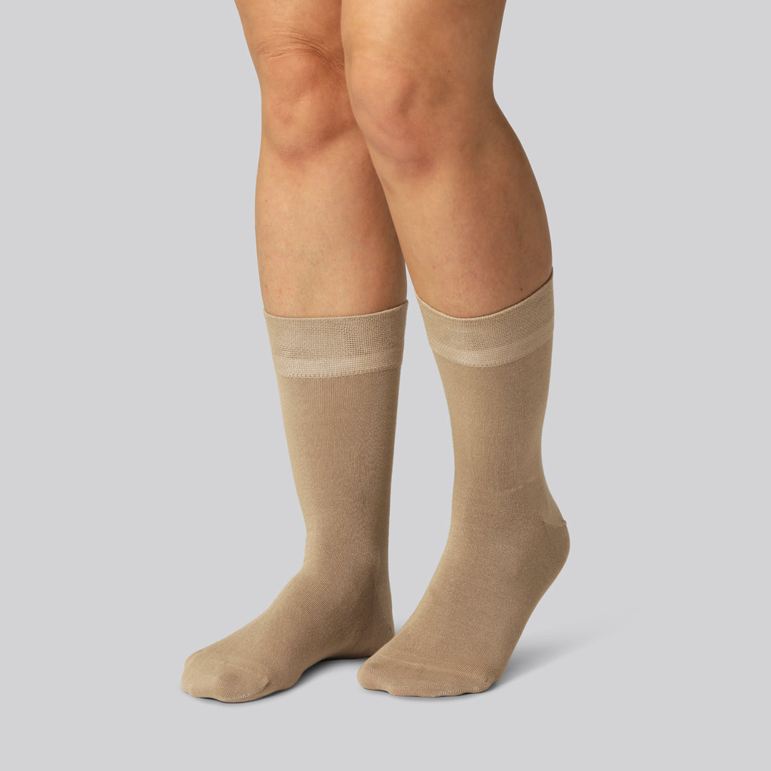 Beige bambusockor för kvinnor