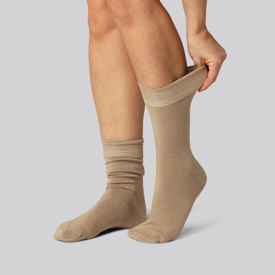 Beige bambusockor för kvinnor