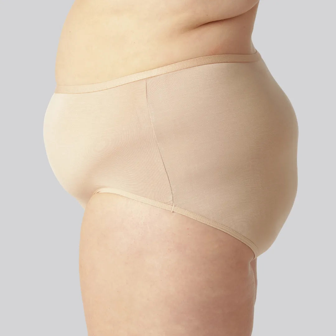 Beige maxitrosor i bambu