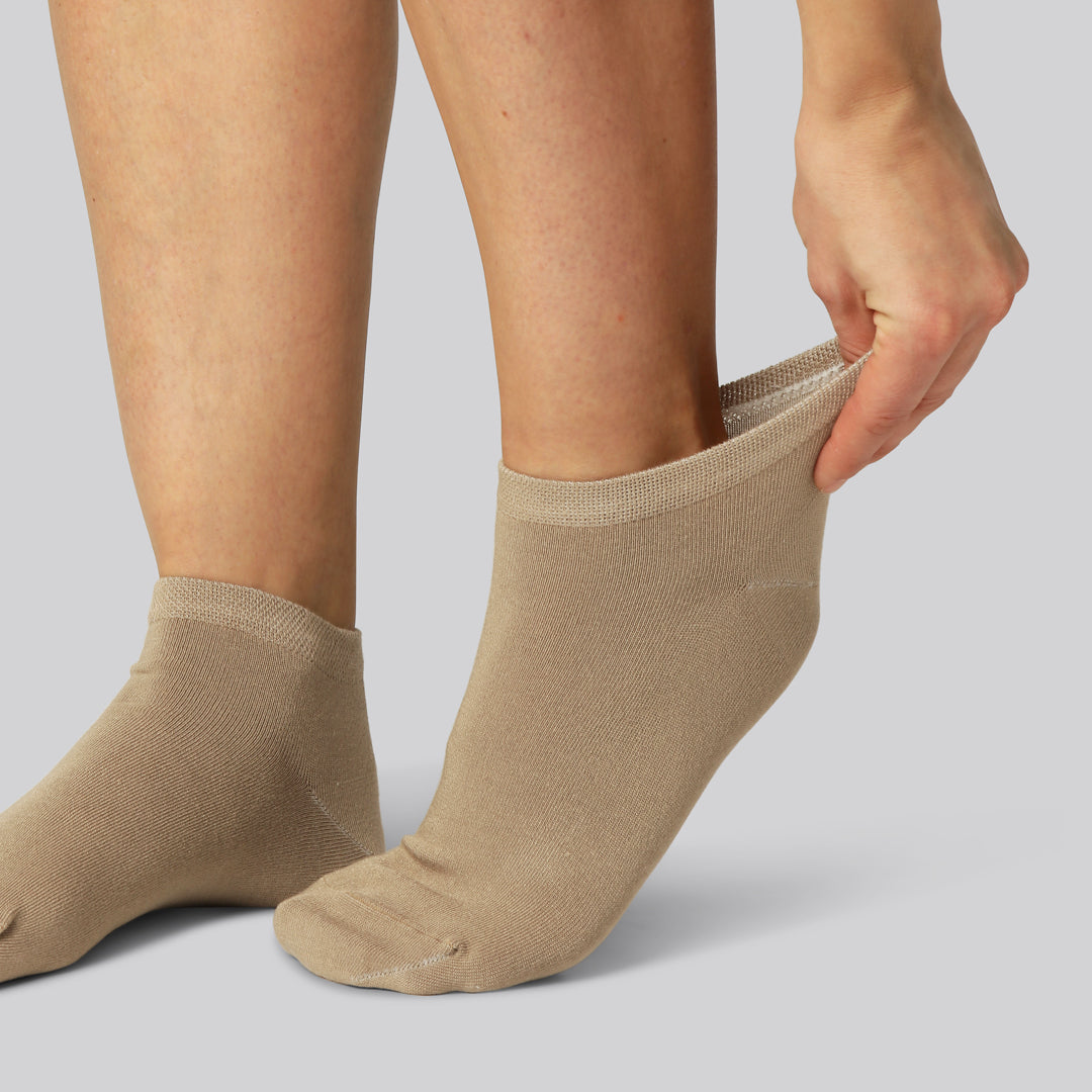 Beige bambusockor för kvinnor