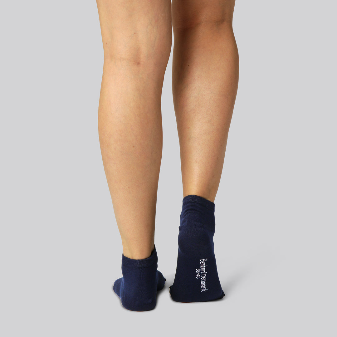 Marinblå ankelstrumpor i bambu för kvinnor