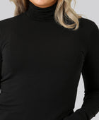 Svart polotröja i bambu för kvinnor från Bambuni